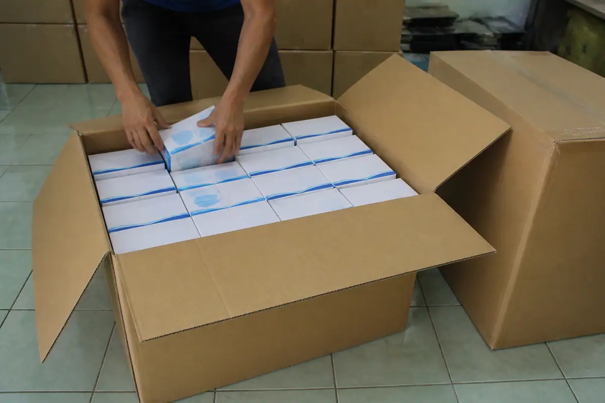 Kích Thước Thùng Carton Đựng Khẩu Trang Phổ Biến