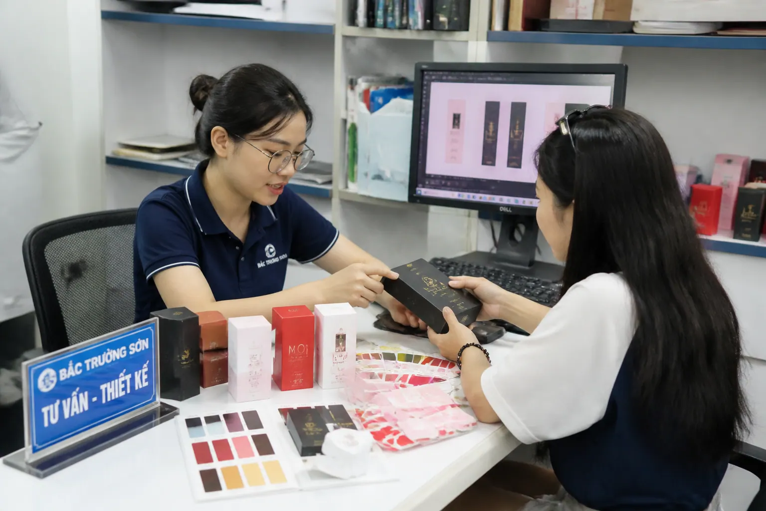 Quy trình đặt in hộp đựng son tại Bắc Trường Sơn Quy trình đặt in hộp đựng son tại Bắc Trường Sơn